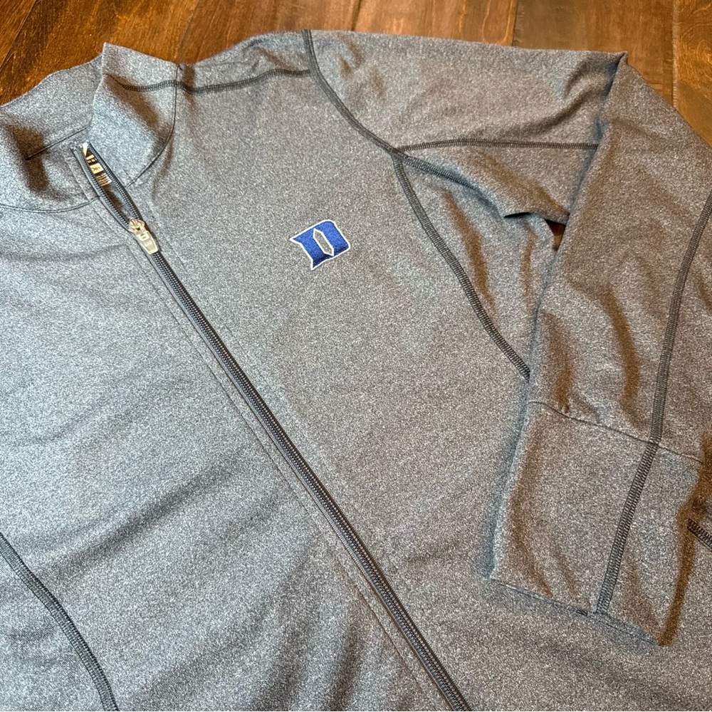 Cutter & Buck Duke Women’s Zip Up Jacket Activewear Moisture Wicking size Medium